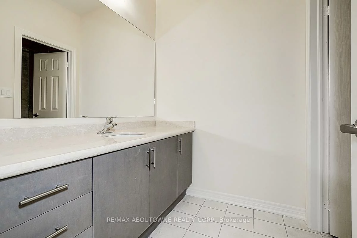 3175, Crystal, 1008 - GO Glenorchy, Oakville
