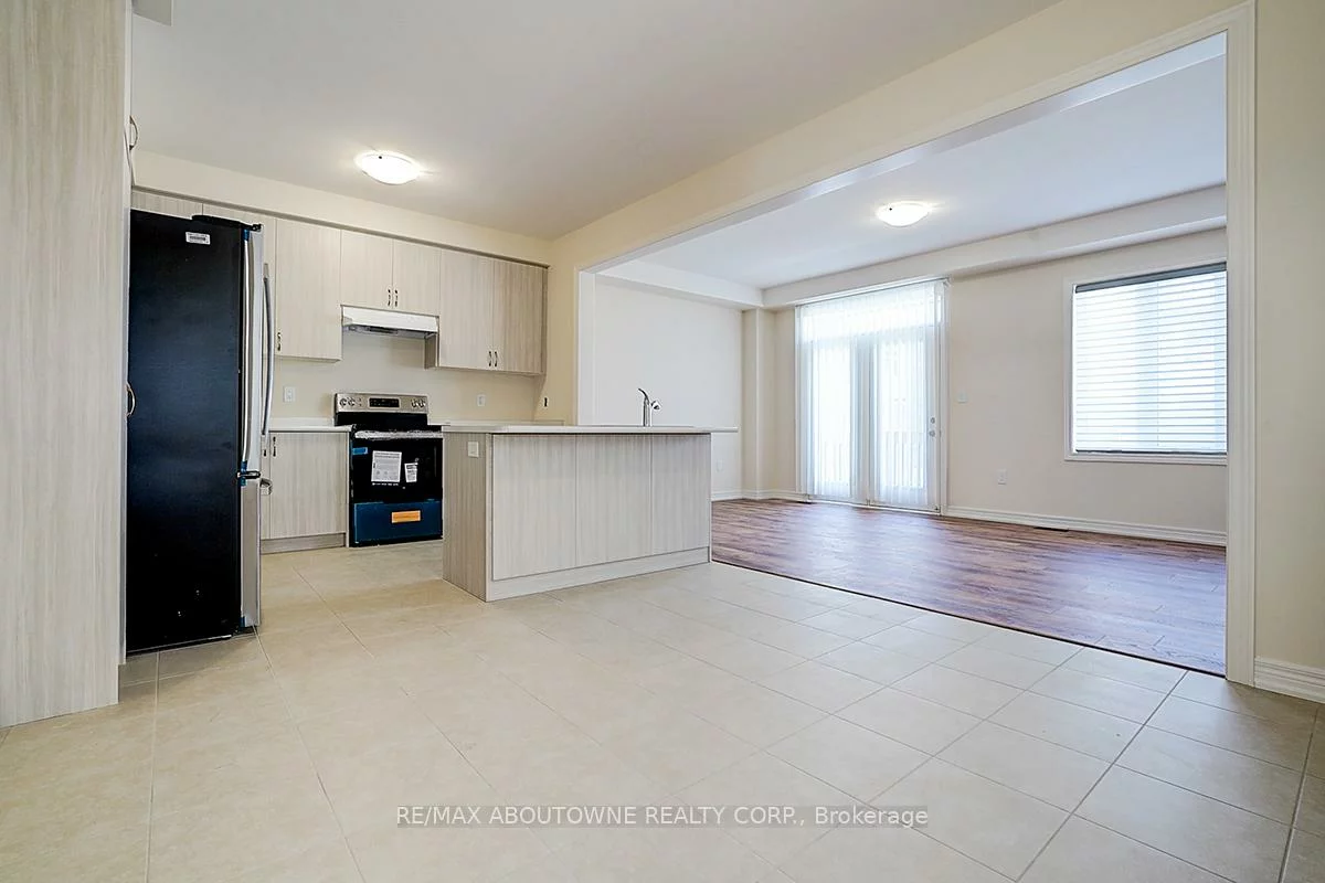 3175, Crystal, 1008 - GO Glenorchy, Oakville