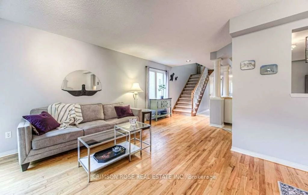 2096, Glenhampton, 1019 - WM Westmount, Oakville