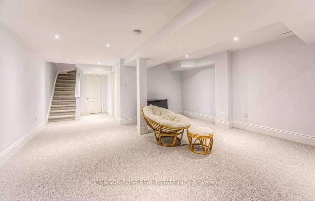 2096, Glenhampton, 1019 - WM Westmount, Oakville