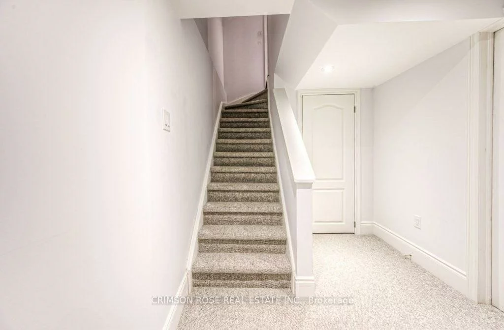 2096, Glenhampton, 1019 - WM Westmount, Oakville