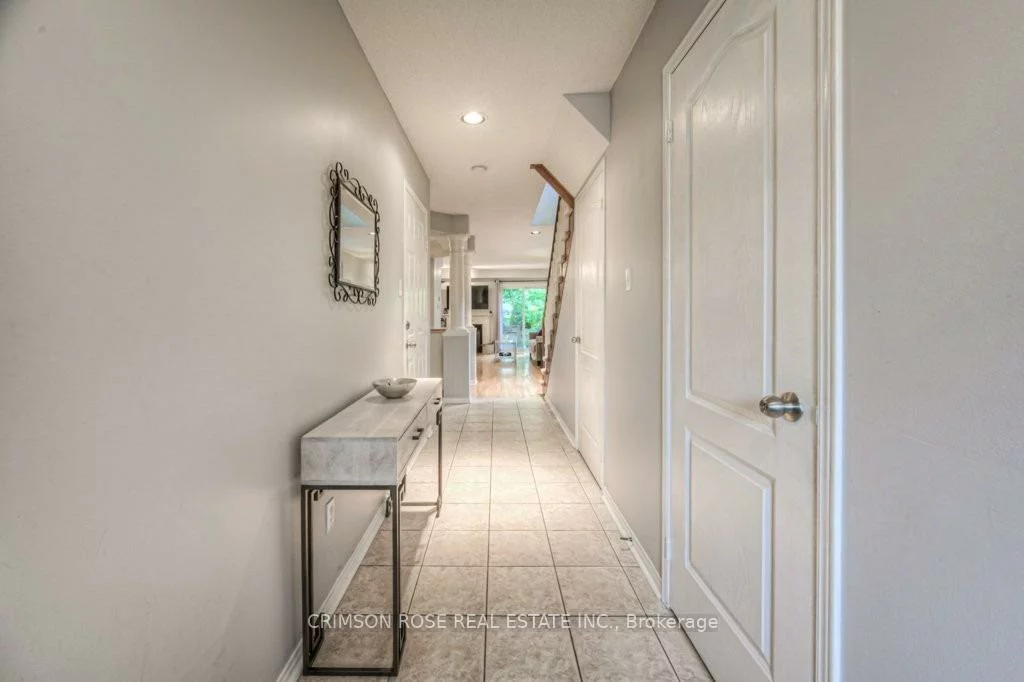 2096, Glenhampton, 1019 - WM Westmount, Oakville