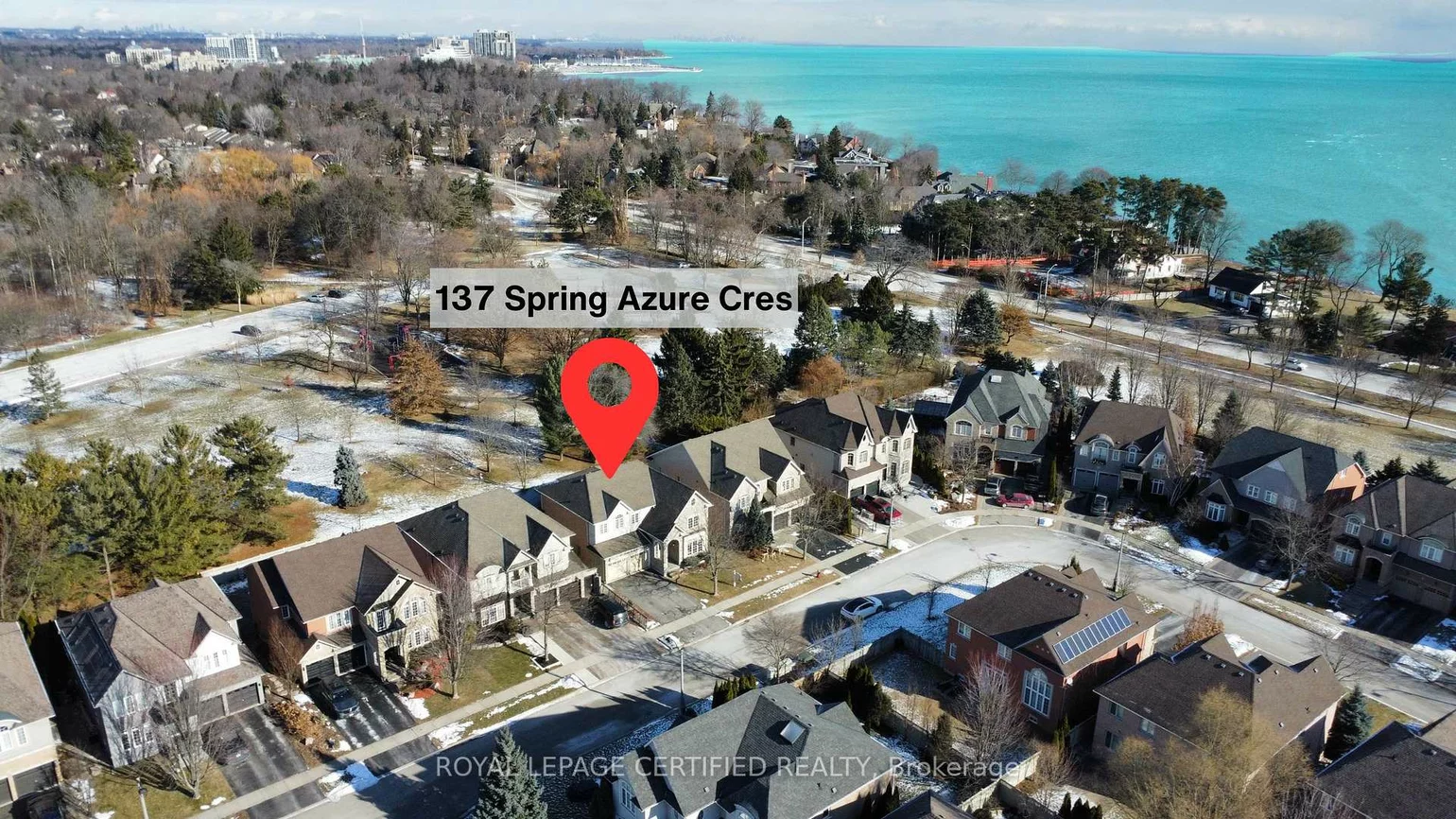 137, Spring Azure, 1001 - BR Bronte, Oakville