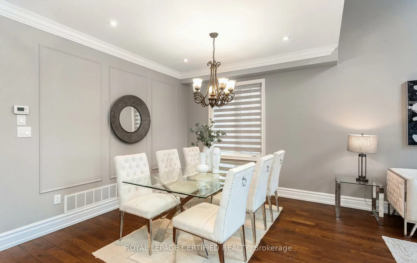 137, Spring Azure, 1001 - BR Bronte, Oakville