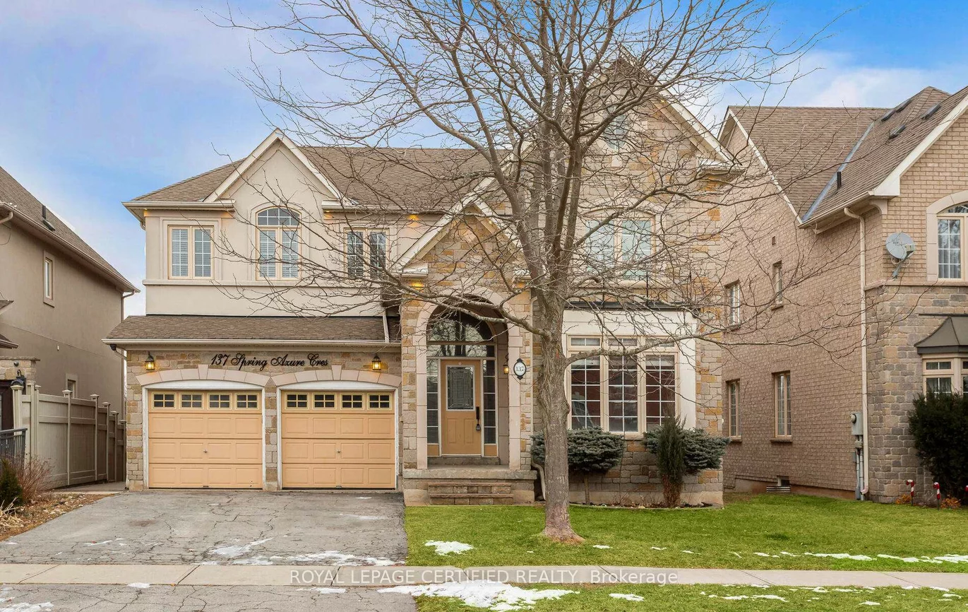 137, Spring Azure, 1001 - BR Bronte, Oakville