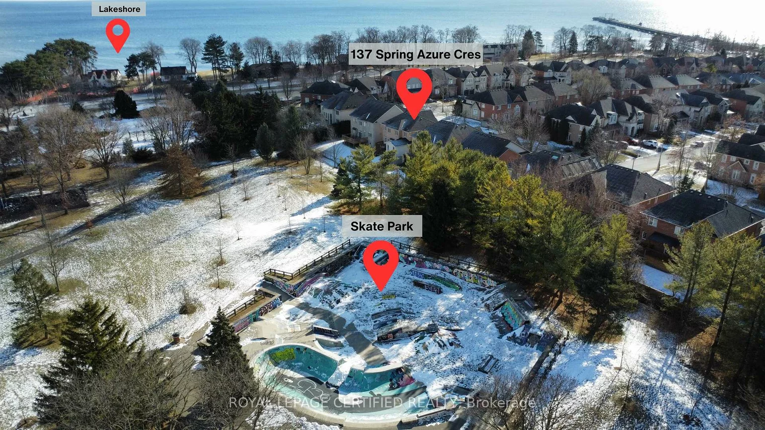 137, Spring Azure, 1001 - BR Bronte, Oakville