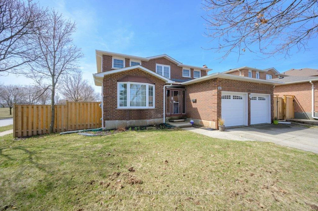 2015, Madden, 1015 - RO River Oaks, Oakville