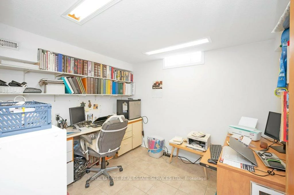 2015, Madden, 1015 - RO River Oaks, Oakville