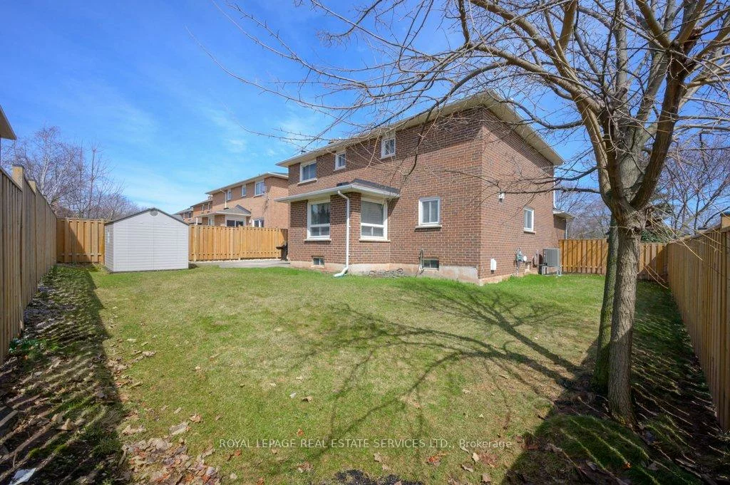 2015, Madden, 1015 - RO River Oaks, Oakville
