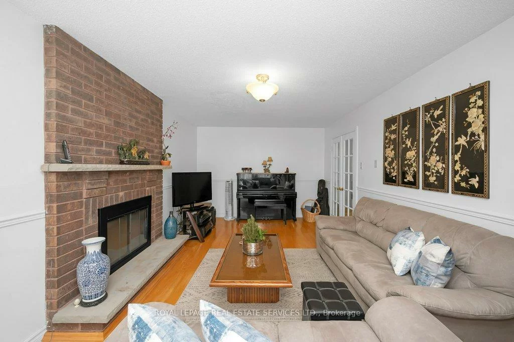 2015, Madden, 1015 - RO River Oaks, Oakville