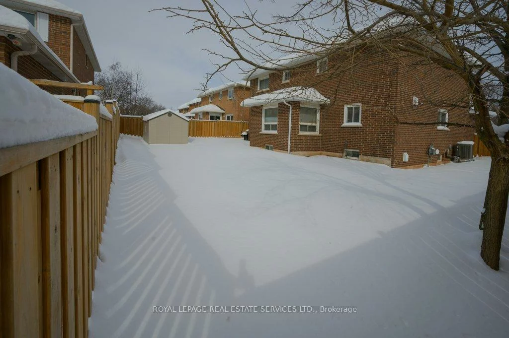 2015, Madden, 1015 - RO River Oaks, Oakville