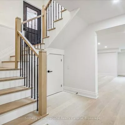 152, CHISHOLM, 1002 - CO Central, Oakville