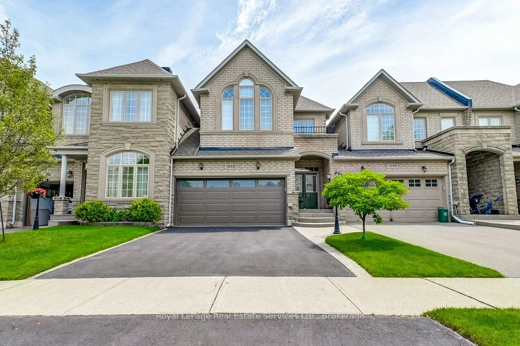 1248, Agram, 1009 - JC Joshua Creek, Oakville