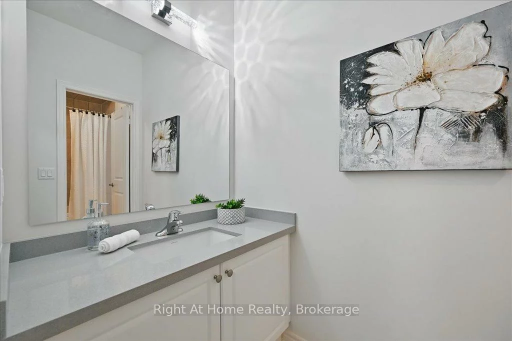 465, Dundas, 1010 - JM Joshua Meadows, Oakville