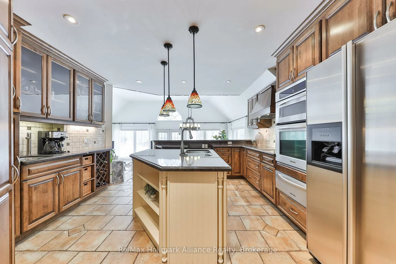 1334, DEVON, 1011 - MO Morrison, Oakville