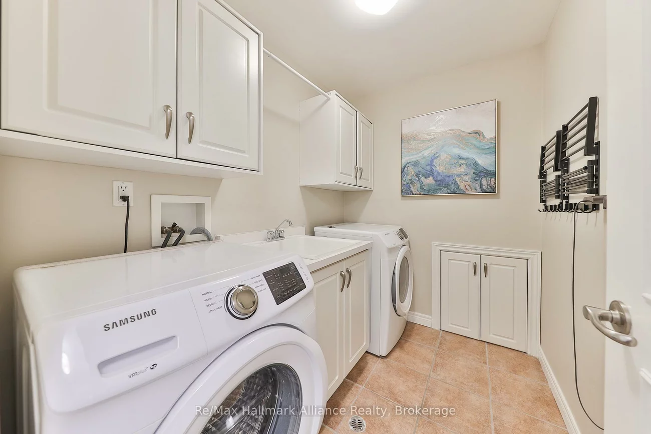 1334, DEVON, 1011 - MO Morrison, Oakville