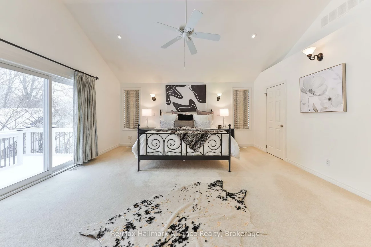 1334, DEVON, 1011 - MO Morrison, Oakville