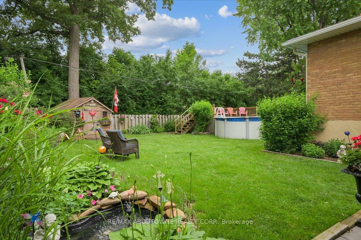 2033, Saxon, 1020 - WO West, Oakville