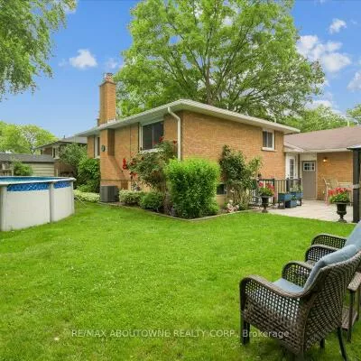 2033, Saxon, 1020 - WO West, Oakville