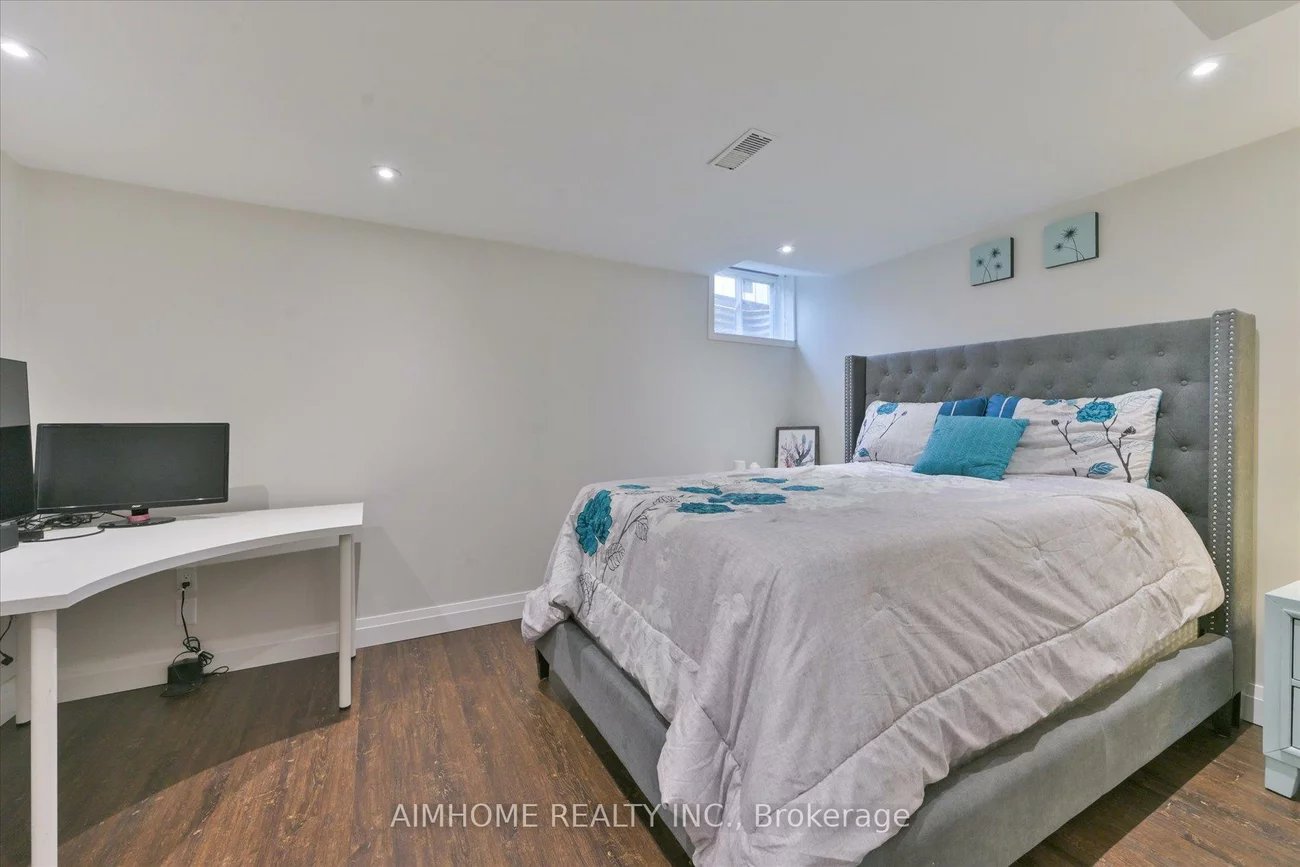 1474, Prince John, 1004 - CV Clearview, Oakville