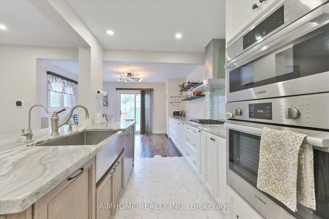1474, Prince John, 1004 - CV Clearview, Oakville