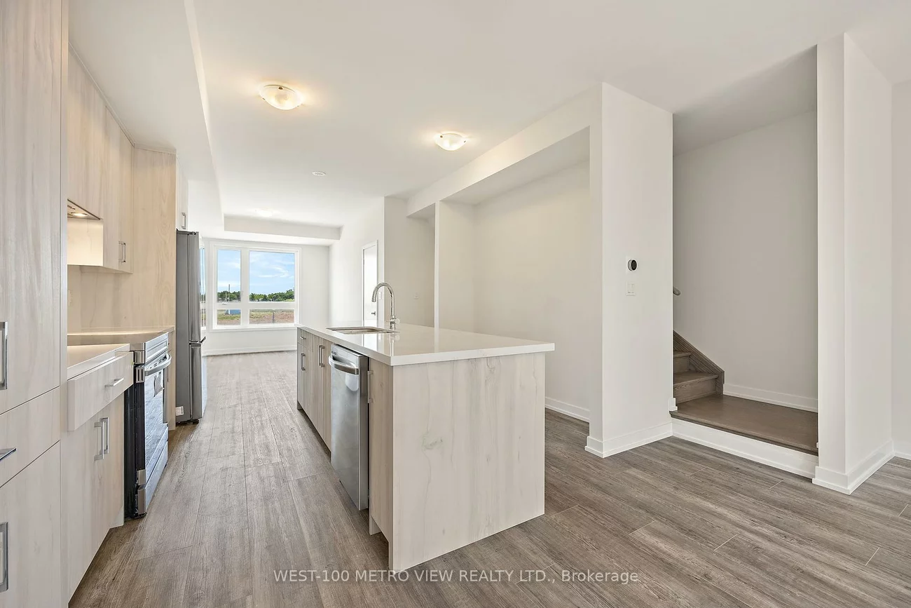 1353, Shevchenko, 1012 - NW Northwest, Oakville
