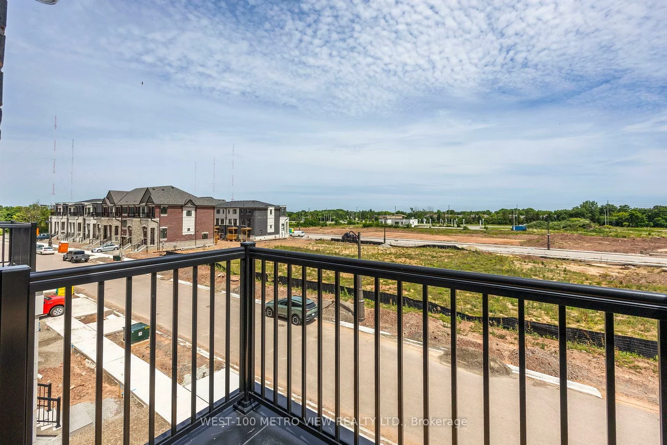 1353, Shevchenko, 1012 - NW Northwest, Oakville