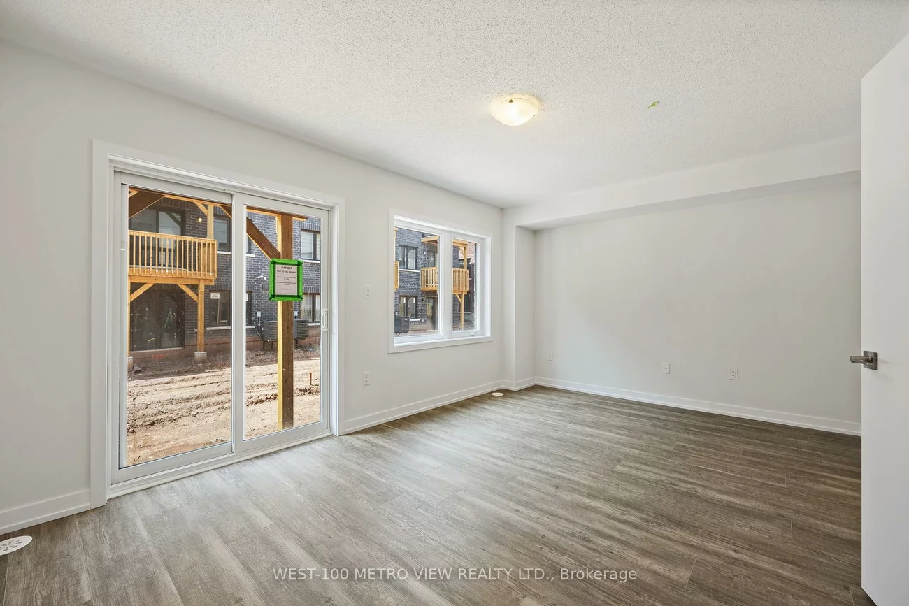 1353, Shevchenko, 1012 - NW Northwest, Oakville