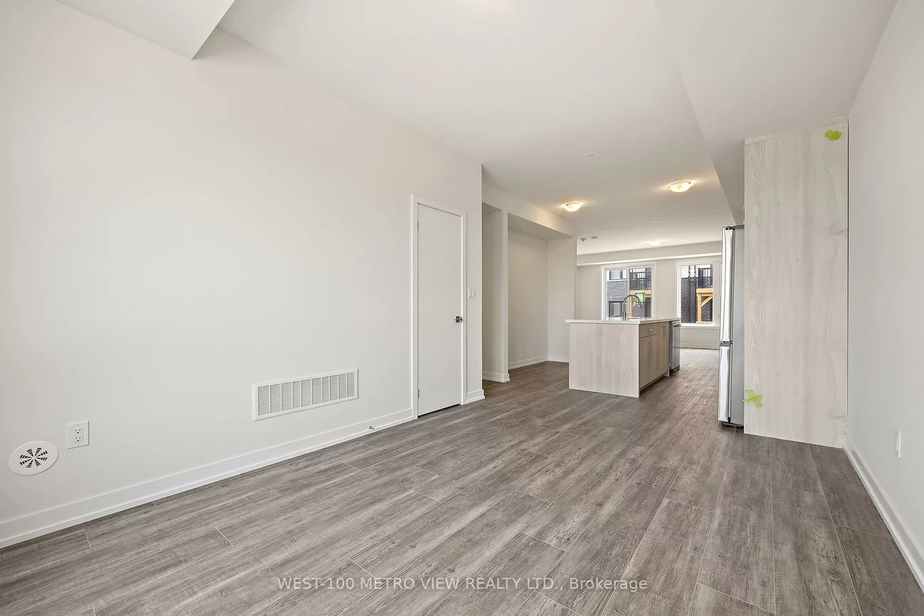 1353, Shevchenko, 1012 - NW Northwest, Oakville