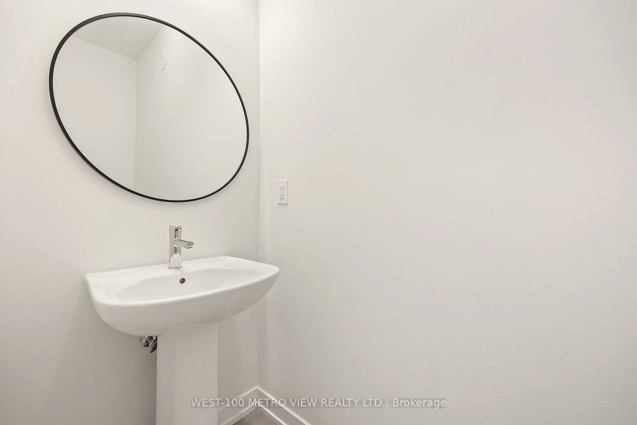 1353, Shevchenko, 1012 - NW Northwest, Oakville