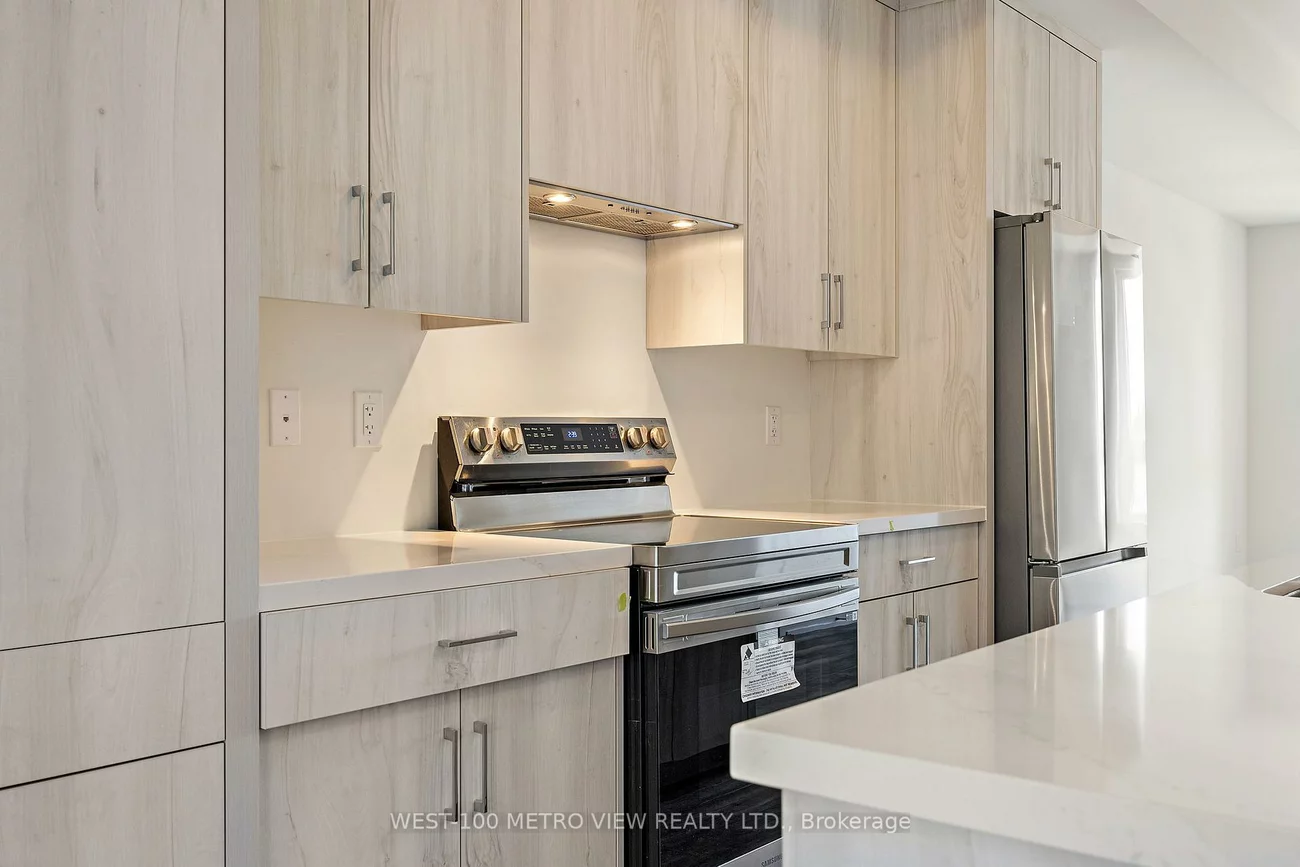 1353, Shevchenko, 1012 - NW Northwest, Oakville