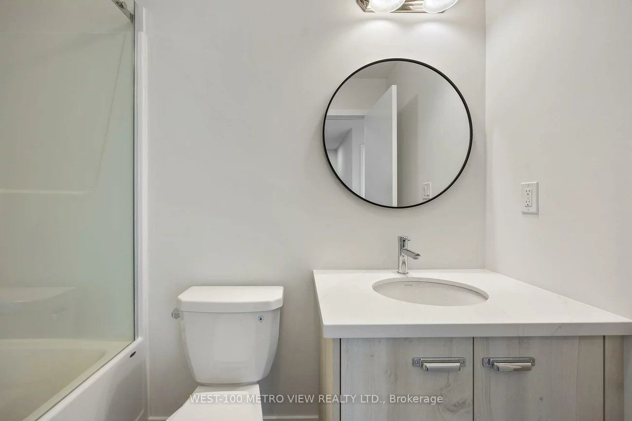 1353, Shevchenko, 1012 - NW Northwest, Oakville