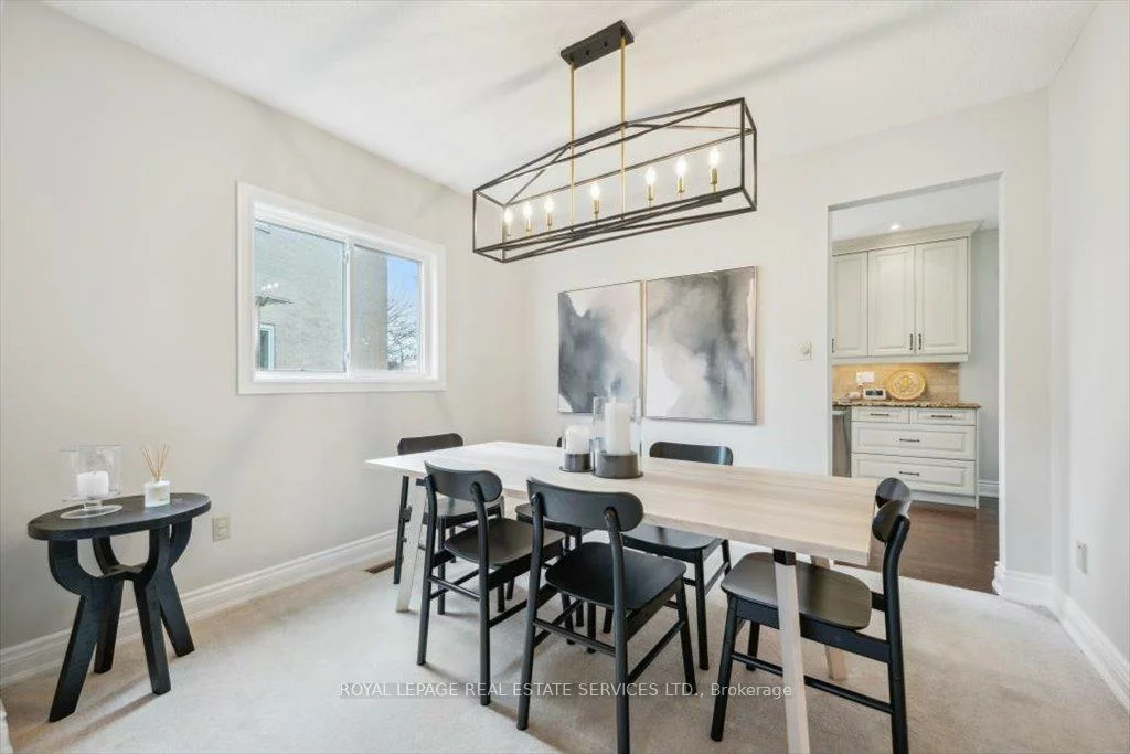 455, Parklane, 1003 - CP College Park, Oakville