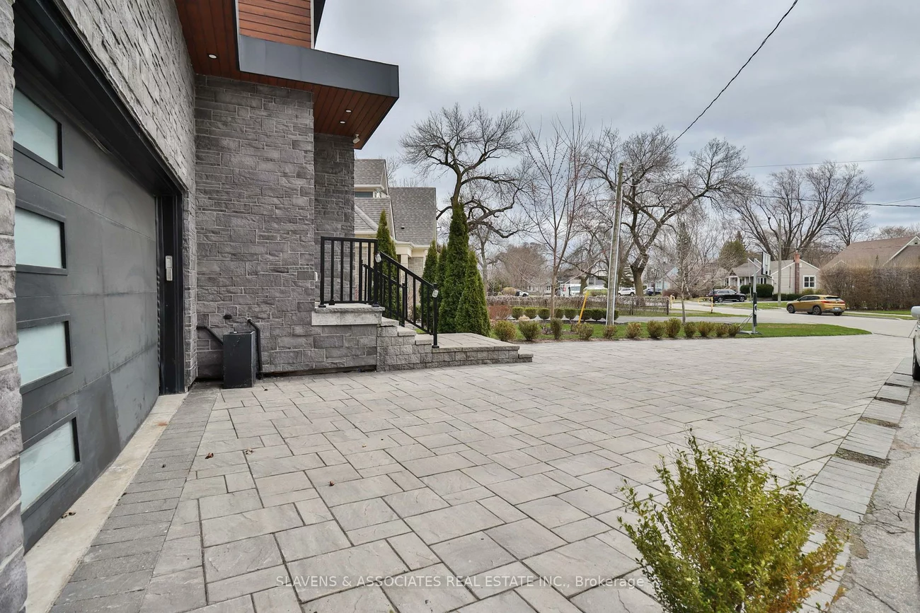 271, Jennings, 1001 - BR Bronte, Oakville