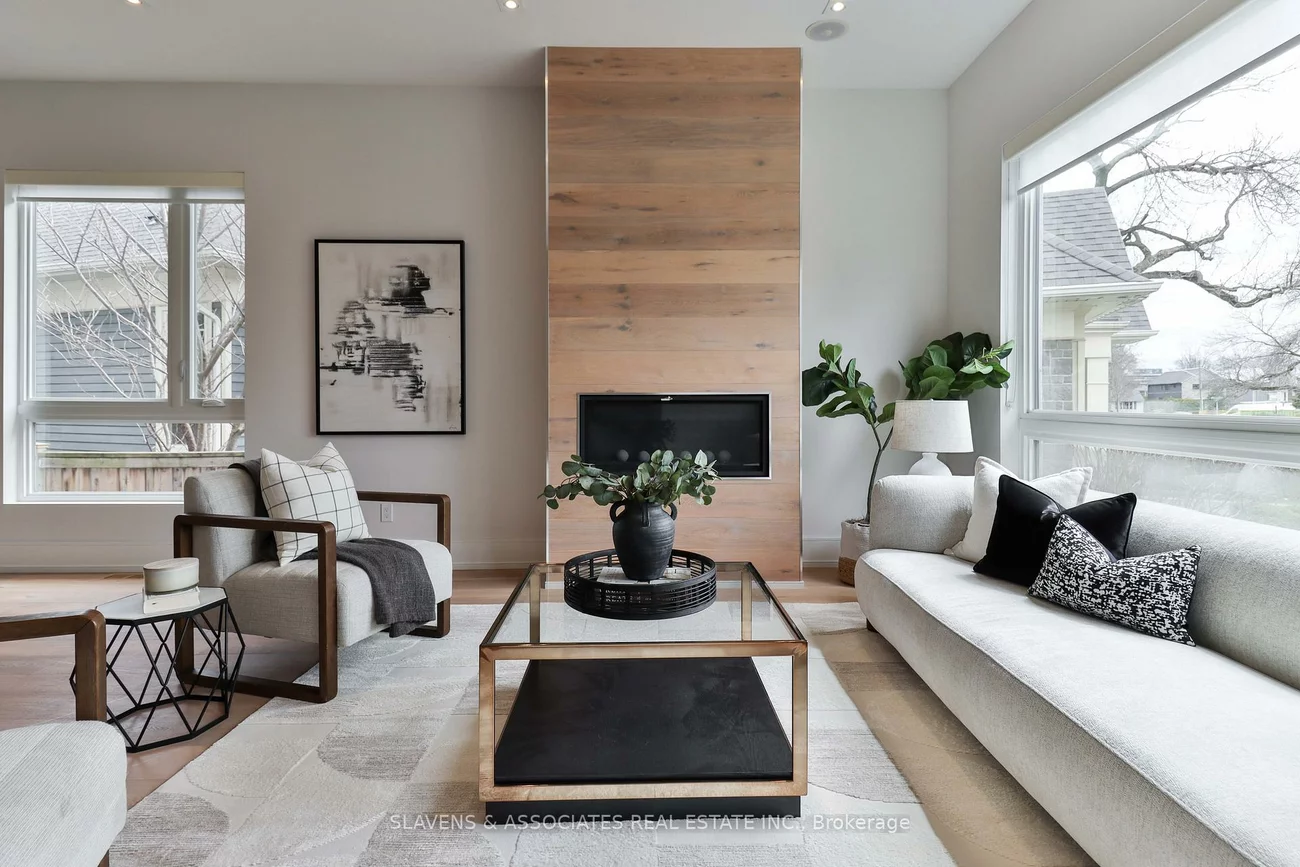 271, Jennings, 1001 - BR Bronte, Oakville