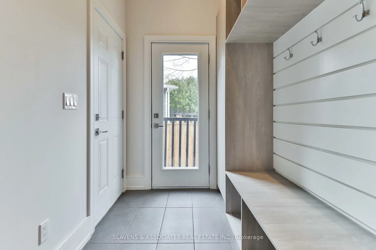 271, Jennings, 1001 - BR Bronte, Oakville