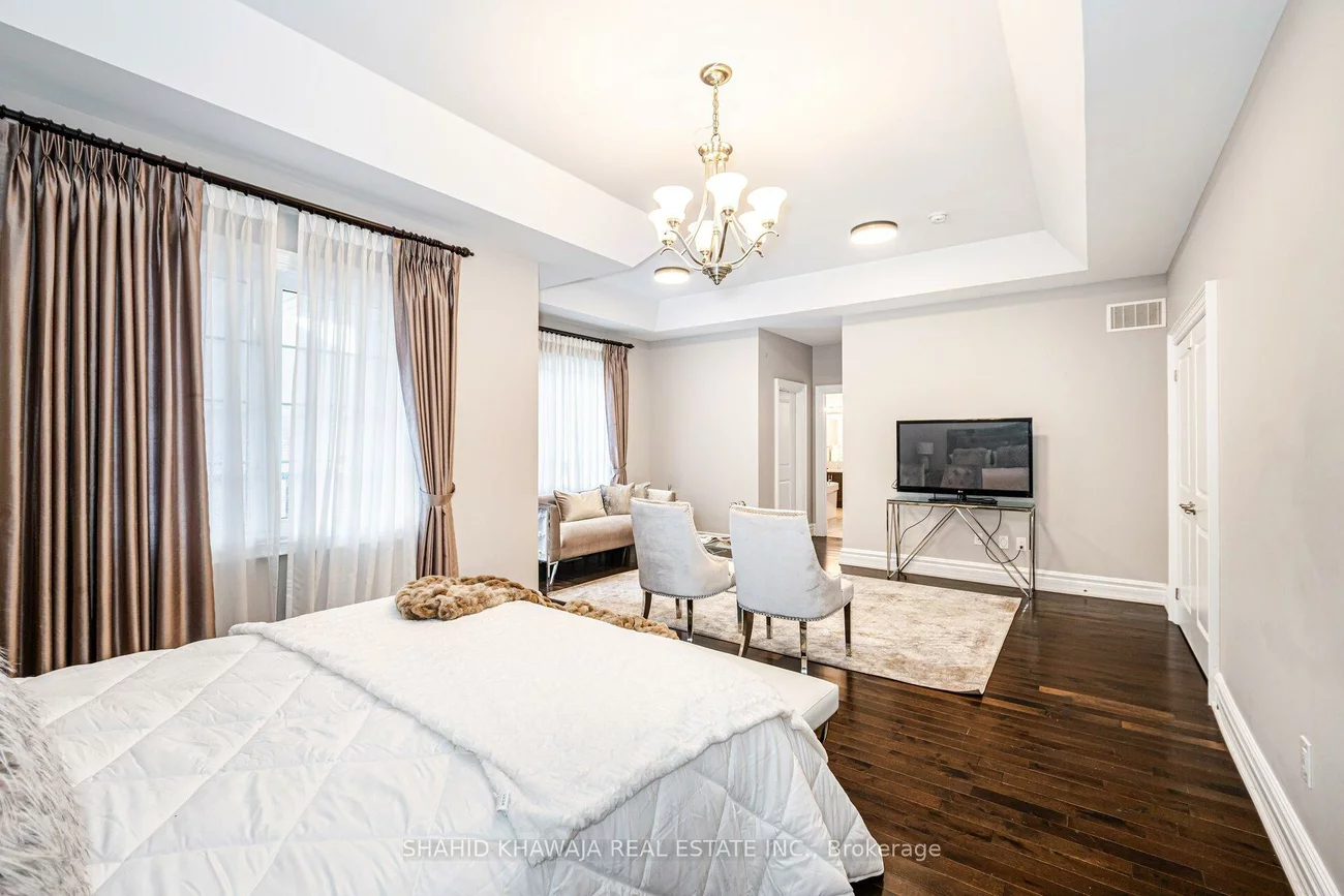155, Hoey, 1008 - GO Glenorchy, Oakville