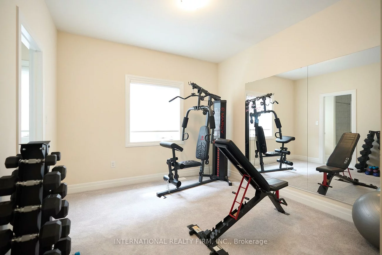 63, Merlin, 1008 - GO Glenorchy, Oakville