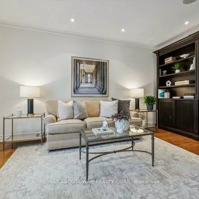 101, Westchester, 1015 - RO River Oaks, Oakville