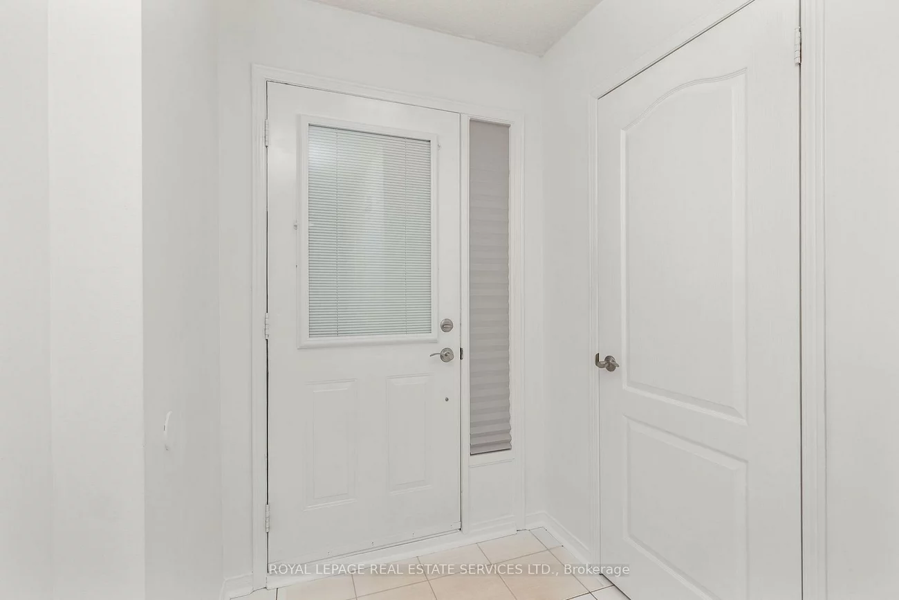 1141, Westview, 1022 - WT West Oak Trails, Oakville