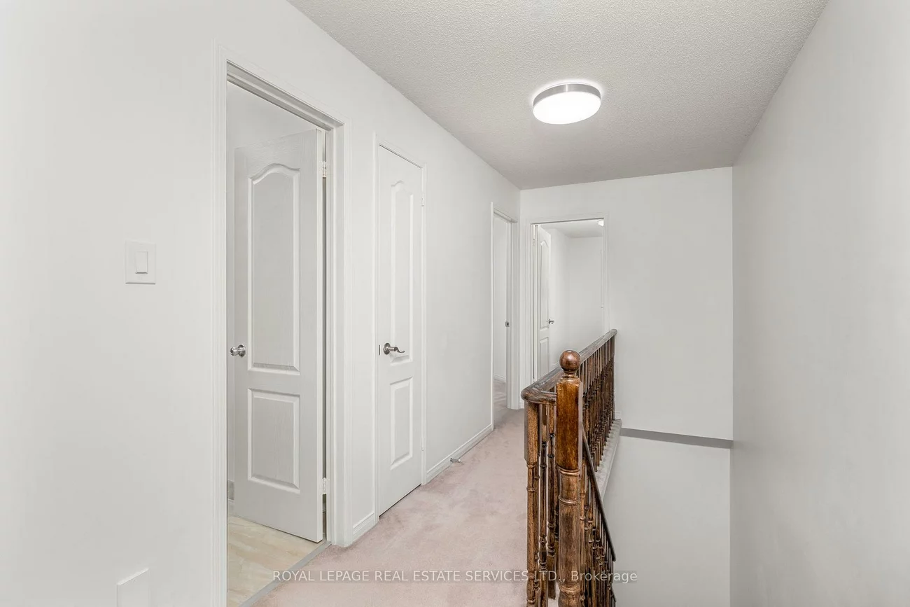 1141, Westview, 1022 - WT West Oak Trails, Oakville