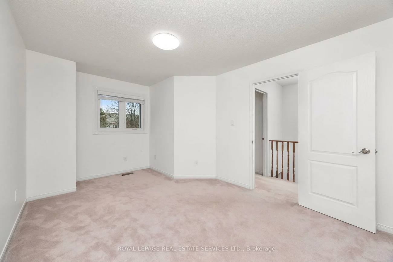 1141, Westview, 1022 - WT West Oak Trails, Oakville