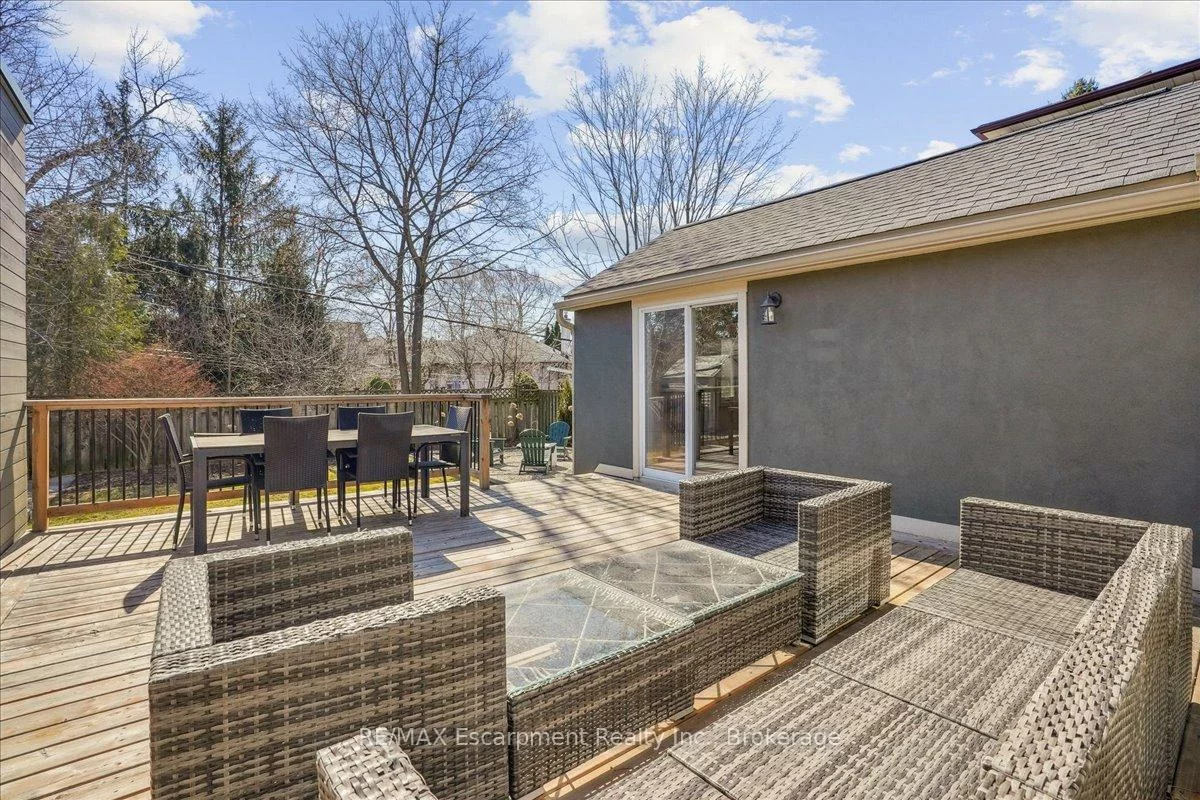 12, Washington, 1002 - CO Central, Oakville