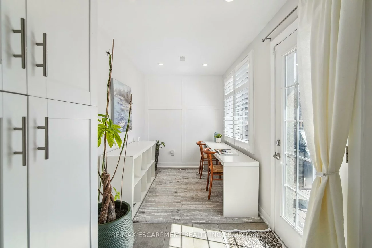 2054, Rebecca, 1001 - BR Bronte, Oakville