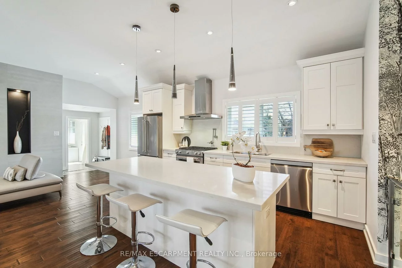 2054, Rebecca, 1001 - BR Bronte, Oakville