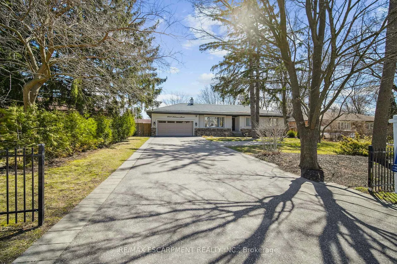 2054, Rebecca, 1001 - BR Bronte, Oakville