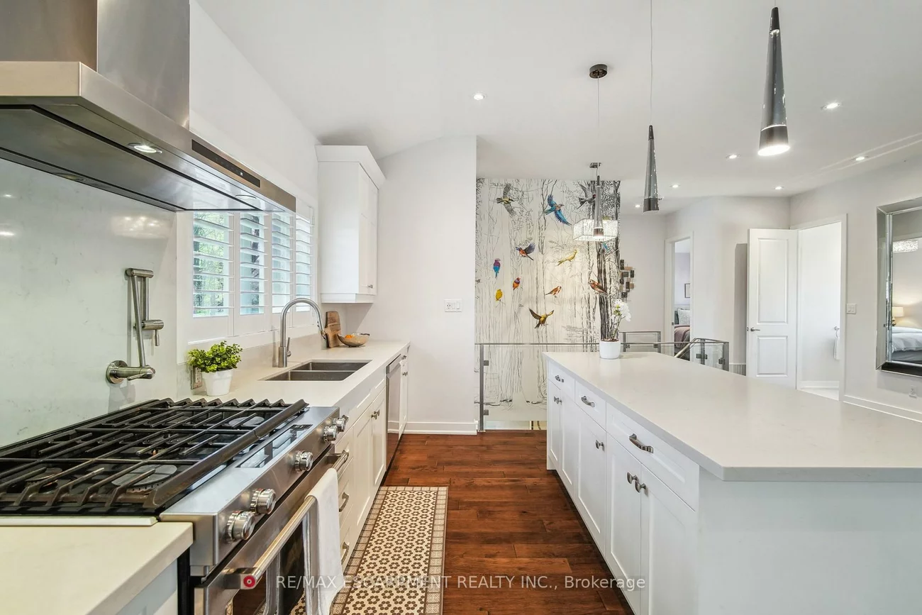 2054, Rebecca, 1001 - BR Bronte, Oakville