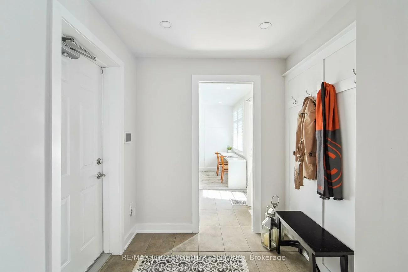 2054, Rebecca, 1001 - BR Bronte, Oakville