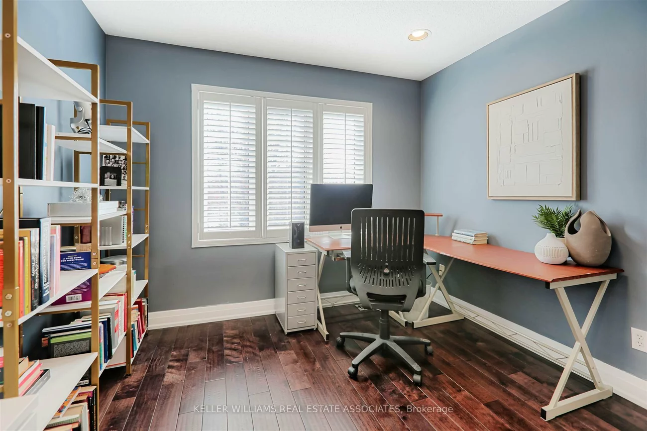 2193, Crestmont, 1022 - WT West Oak Trails, Oakville