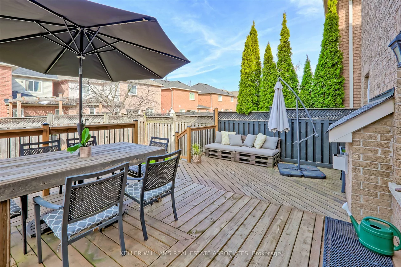 2193, Crestmont, 1022 - WT West Oak Trails, Oakville